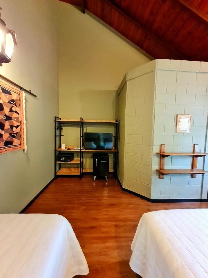 Camelot Inn 3*